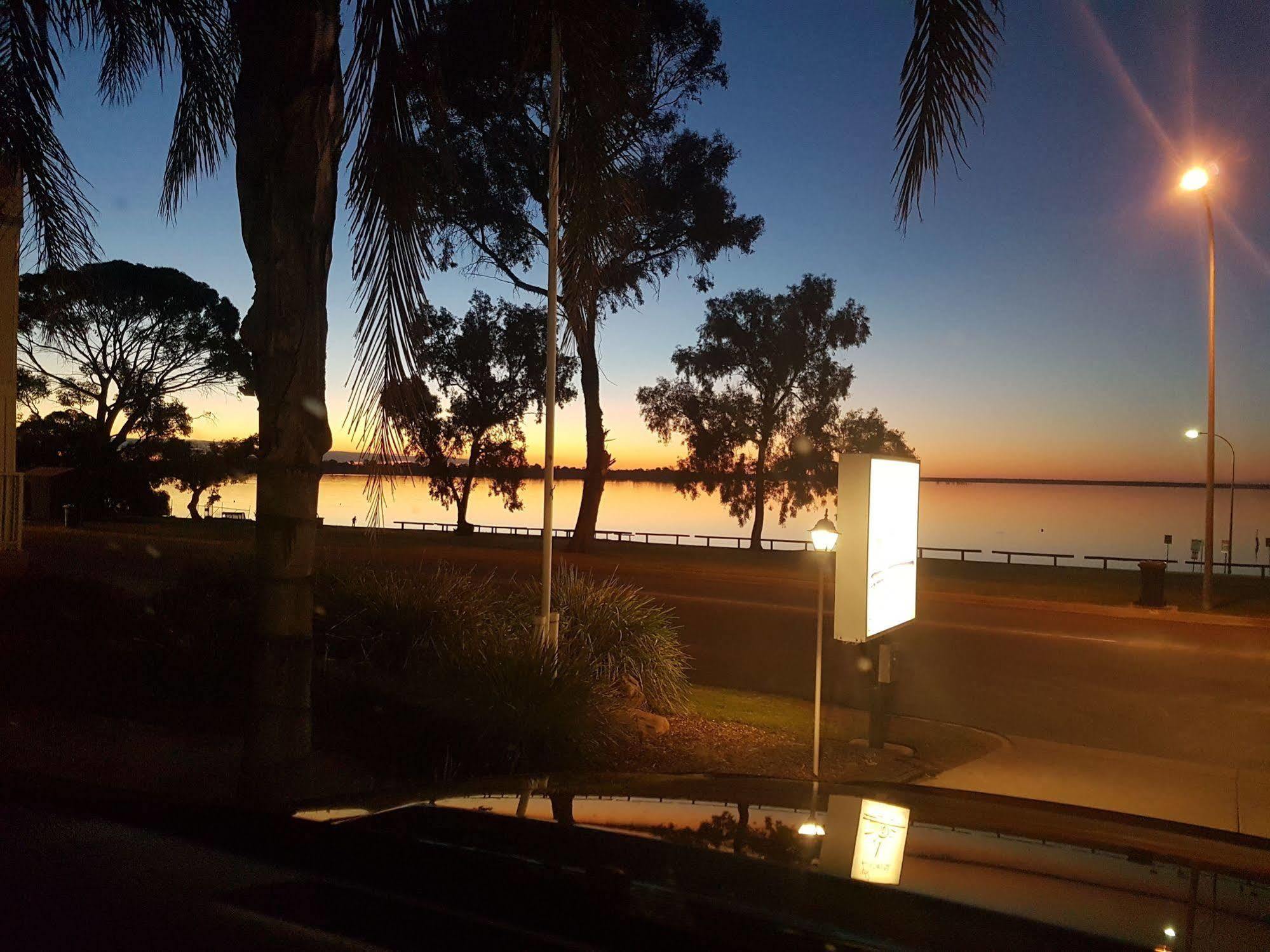 Barmera Lake Resort Motel 외부 사진